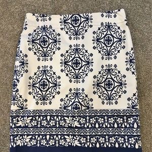 Ann Taylor Geometric Printed Skirt - 2P